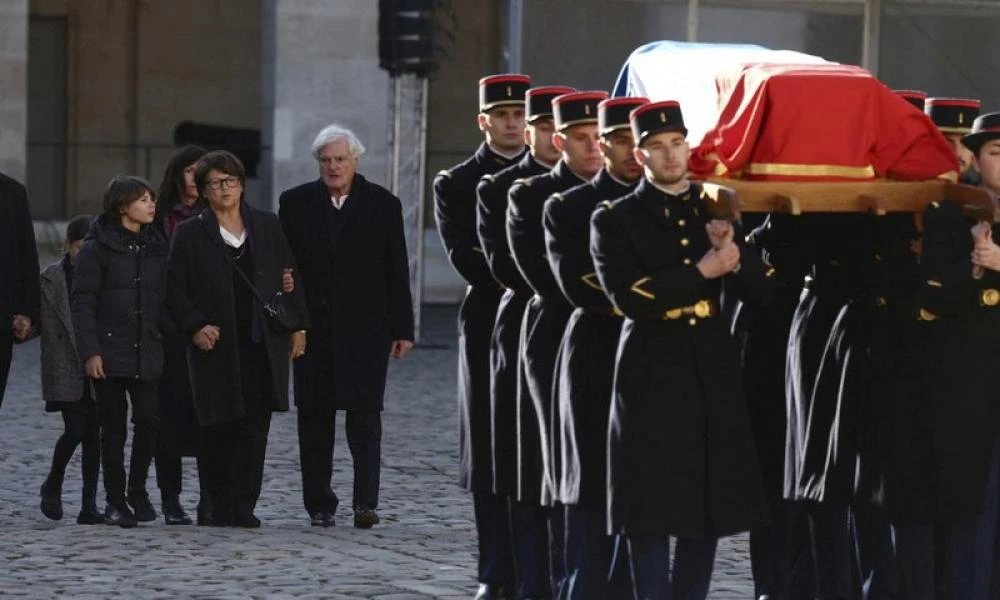 Ζακ Ντελόρ: Πλήθος κόσμου και Ευρωπαίων ηγετών στην κηδεία του μακροβιότερου πρόεδρου της Ευρωπαϊκής Επιτροπής